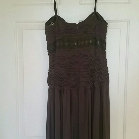 BCBG MAXAZRIA PETITE LONG BROWN DRESS!. - Picture 4 of 4